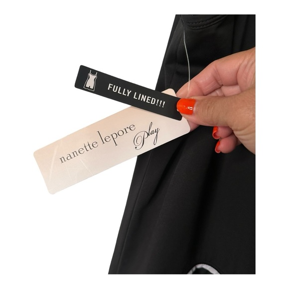 NWT Nanette Lenore Play Tennis Dress with Built-In Shorts M - Picture 6 of 8